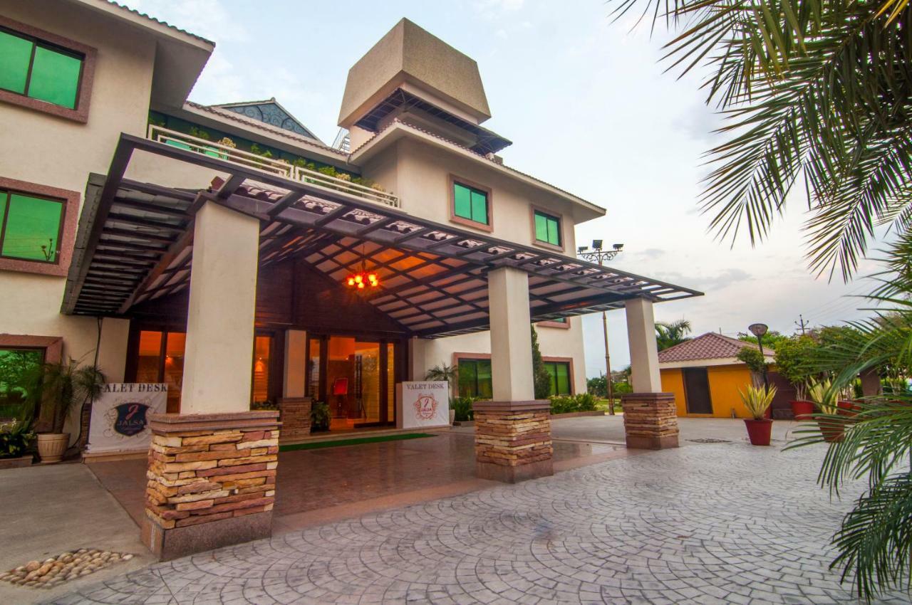 Jalsa Resort Индаур Экстерьер фото