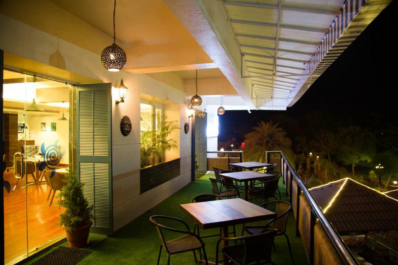 Jalsa Resort Индаур Экстерьер фото
